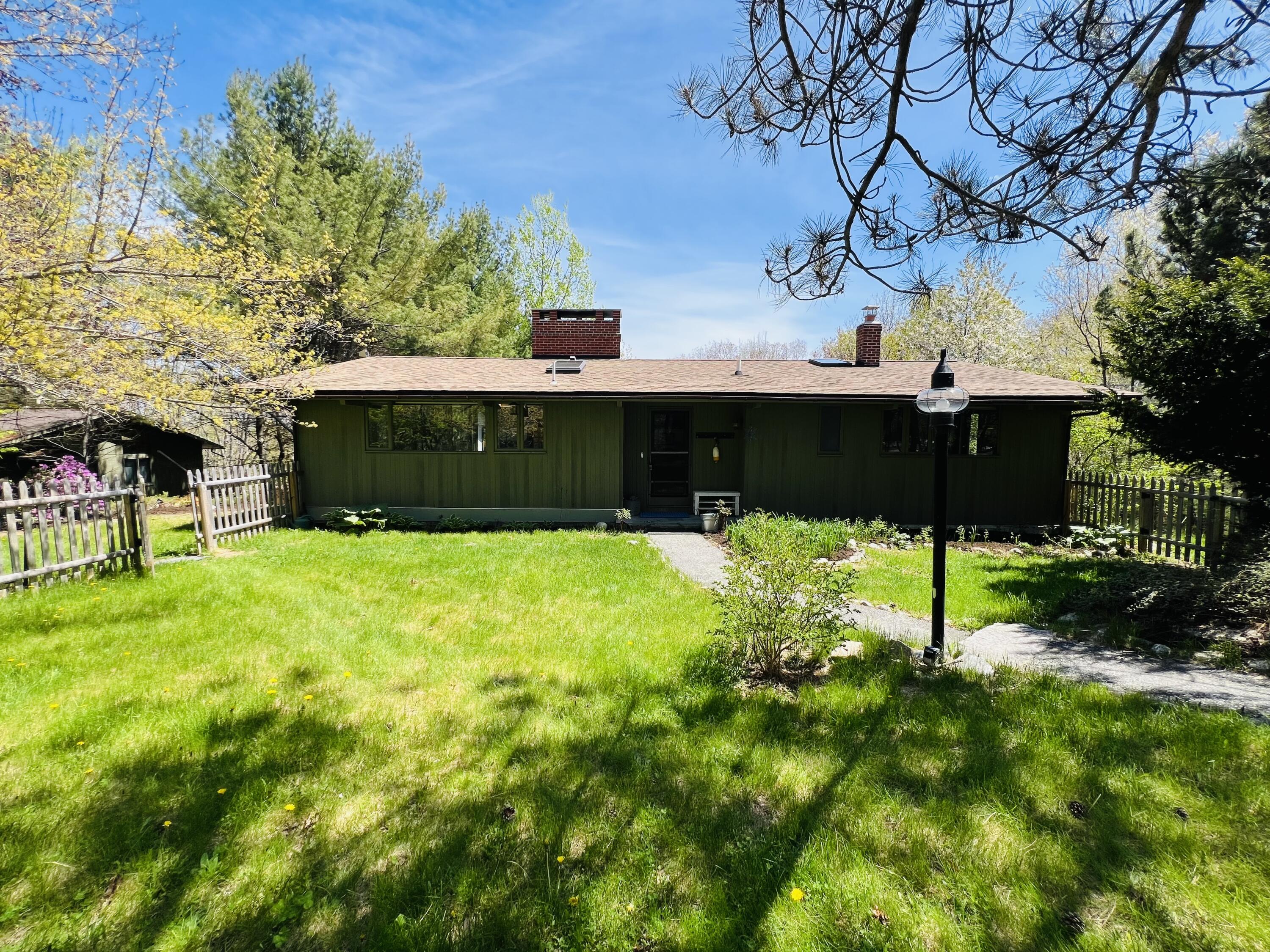 90 North Sedgwick Road Sedgwick, ME 04676 - Photo 3 of 67 IMG_3472