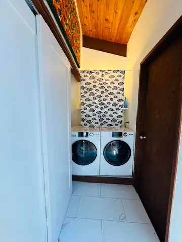 $575,000 | 90 North Sedgwick Road, Sedgwick, ME 04676