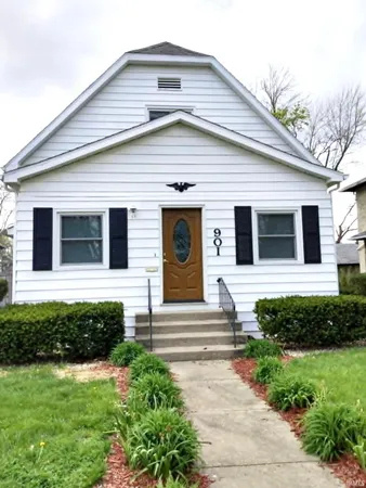$229,900 | 901 North Main Street, Auburn, IN 46706