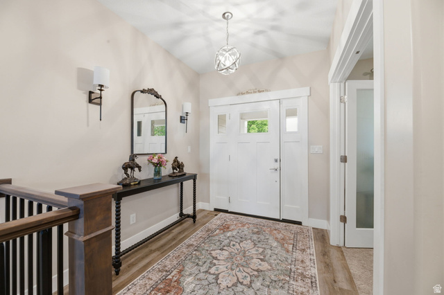2109 Sunflower Lane Mapleton, UT 84664 - Photo 12 of 43 Open and Spacious Entry w/Tall & Vaulted Ceilings!