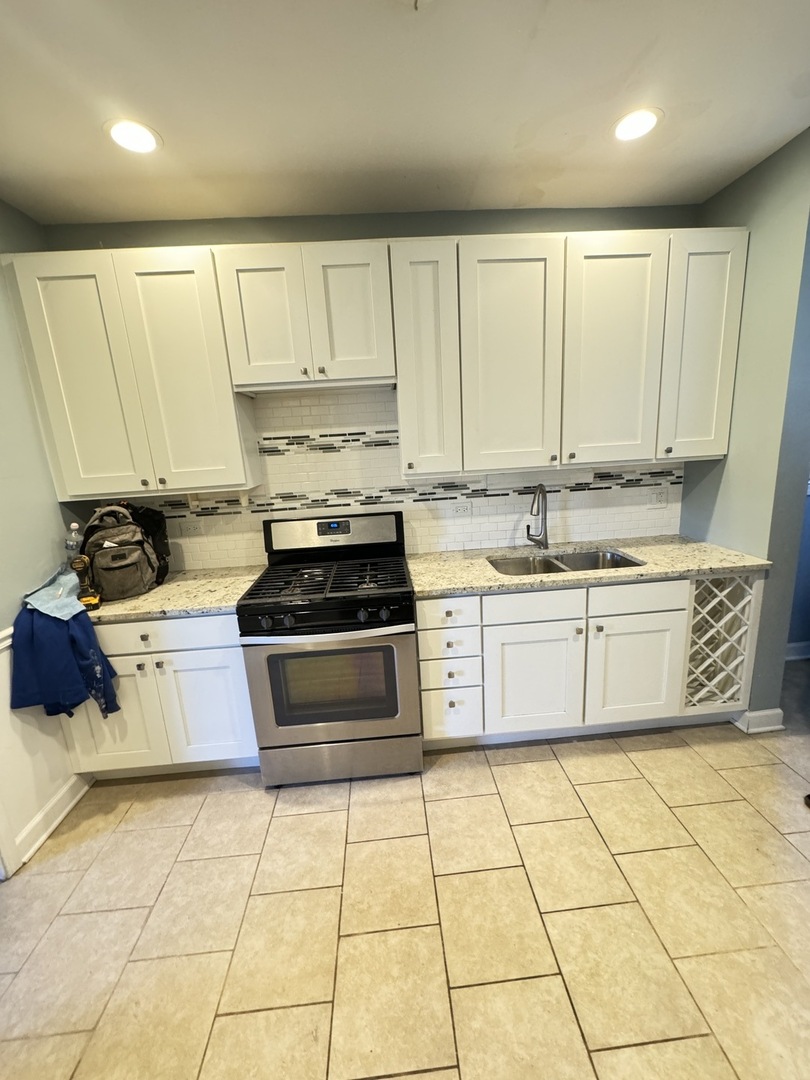 7250 South Merrill Avenue Chicago, IL 60649 - Photo 8 of 24