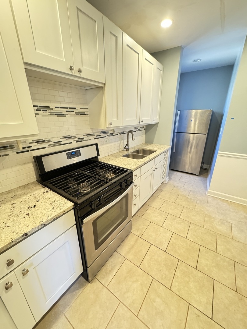 7250 South Merrill Avenue Chicago, IL 60649 - Photo 9 of 24