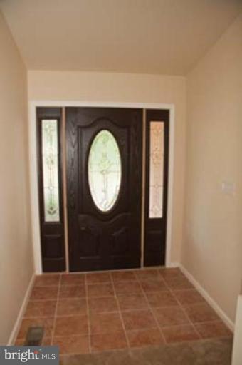 3813 Janbrook Road Randallstown, MD 21133 - Photo 2 of 20 Entrance / Foyer