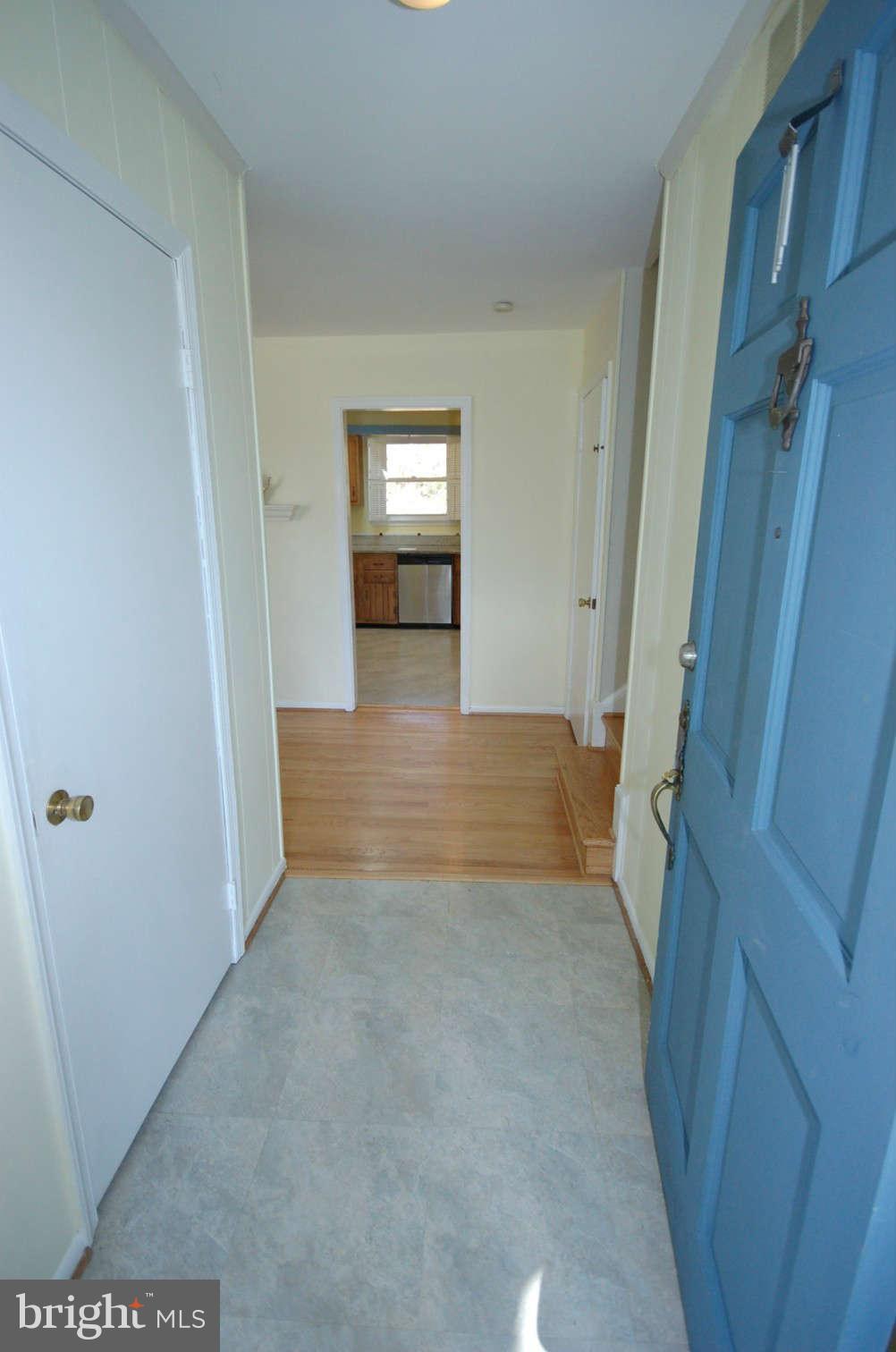 3124 Castleleigh Road Silver Spring, MD 20904 - Photo 2 of 30 Foyer