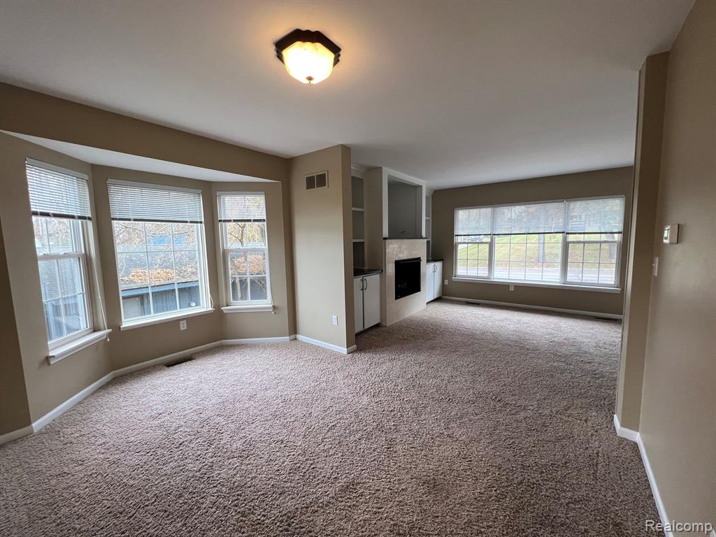 2030 Decker Road Walled Lake, MI 48390 - Photo 11 of 27