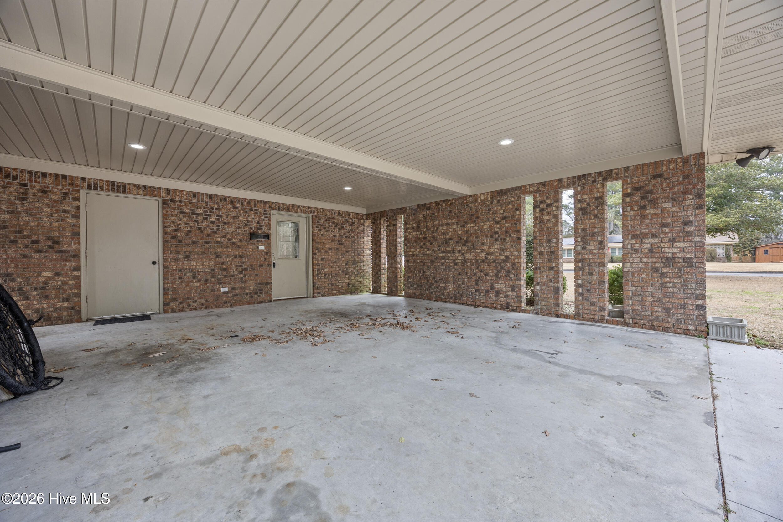 616 East Murphy Street Wallace, NC 28466 - Photo 26 of 36 2 car attached carport