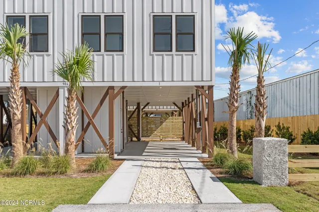 $899,900 | 906 St Joseph Street, Unit 1, Carolina Beach, NC 28428