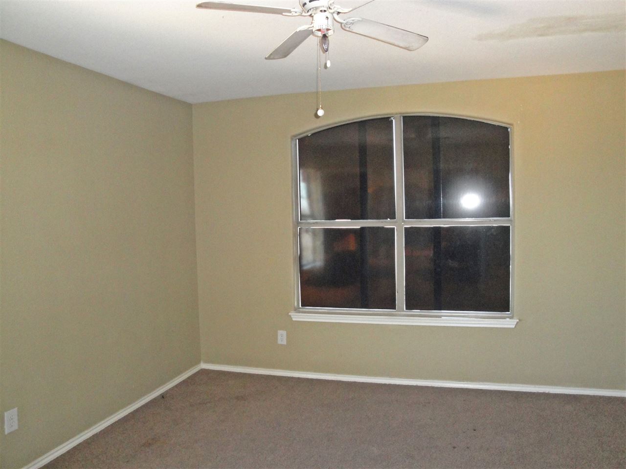 4440 Vientos Road Laredo, TX 78046 - Photo 10 of 12 Gallery Image 10
