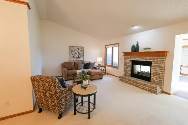 $299,000 | 611 Cherrywood Court, Red Wing, MN 55066