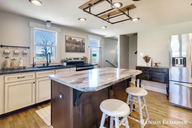 $349,000 | 7020 Osborn Street, Allendale, MI 49401