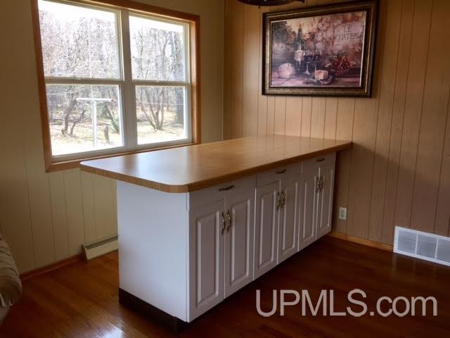 671 Sampson Road Wakefield, MI 49968 - Photo 6 of 36 Gallery Image 6