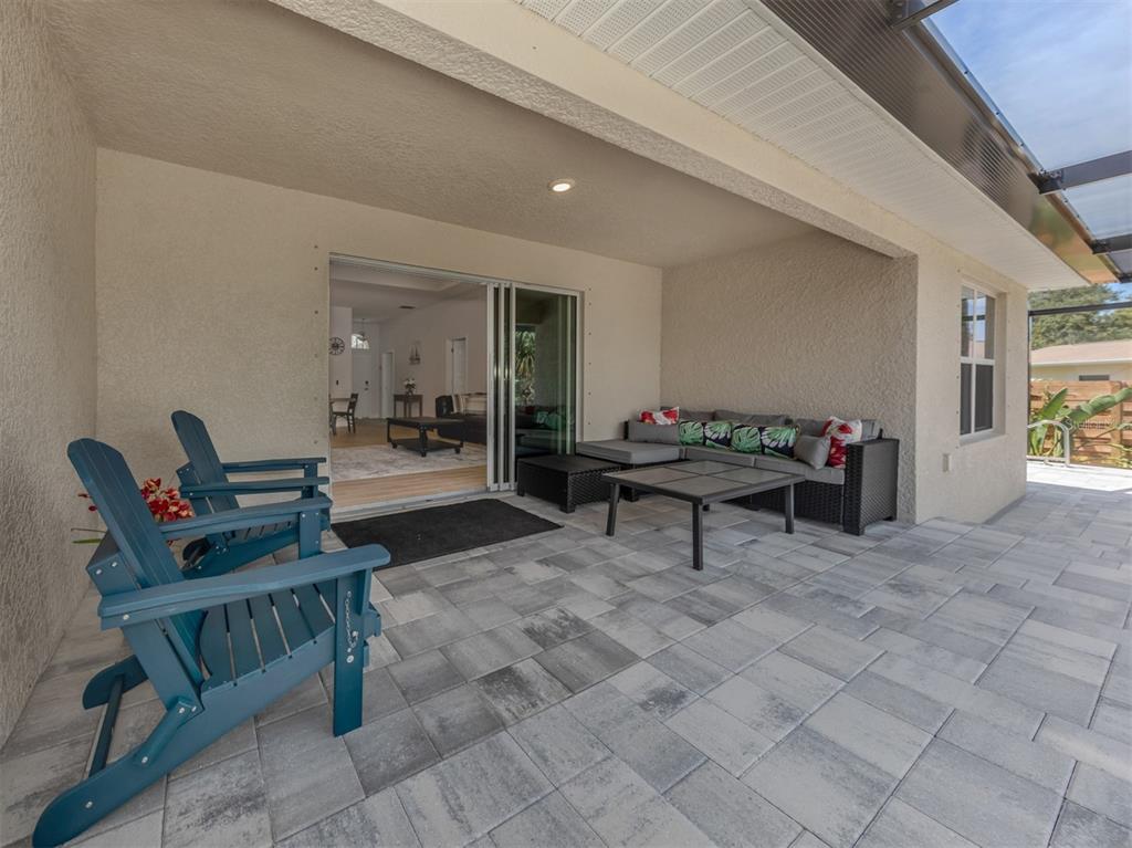 1190 Euclid Road Venice, FL 34293 - Photo 16 of 100