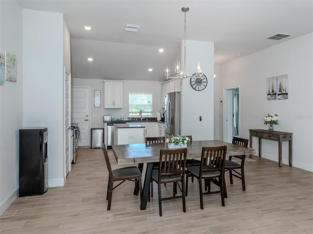 1190 Euclid Road Venice, FL 34293 - Photo 21 of 100