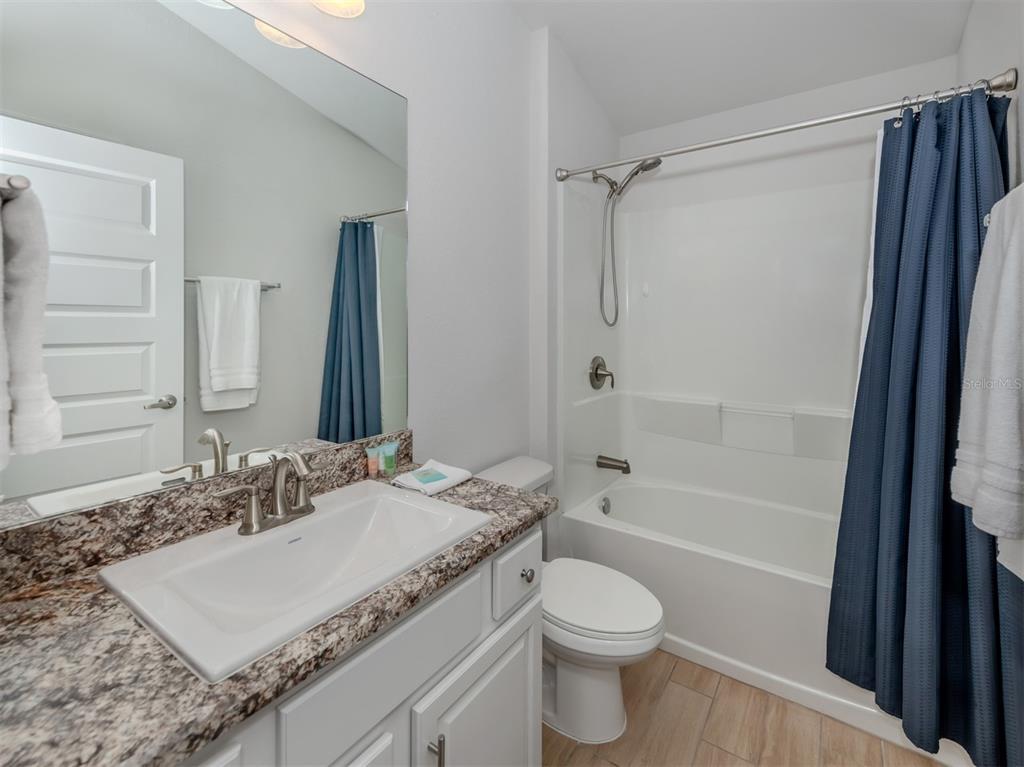 1190 Euclid Road Venice, FL 34293 - Photo 35 of 100