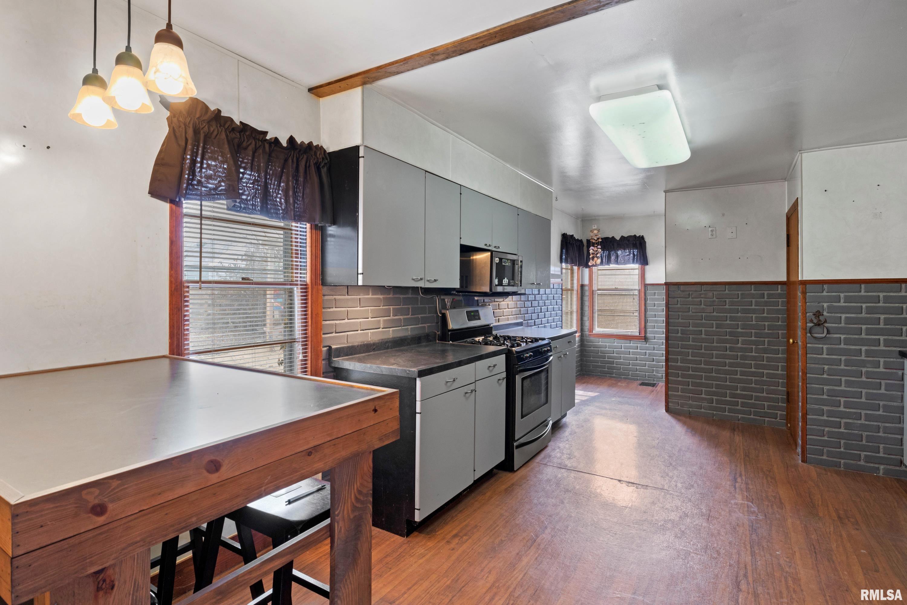 1542 South Camp Butler Road Springfield, IL 62707 - Photo 15 of 44