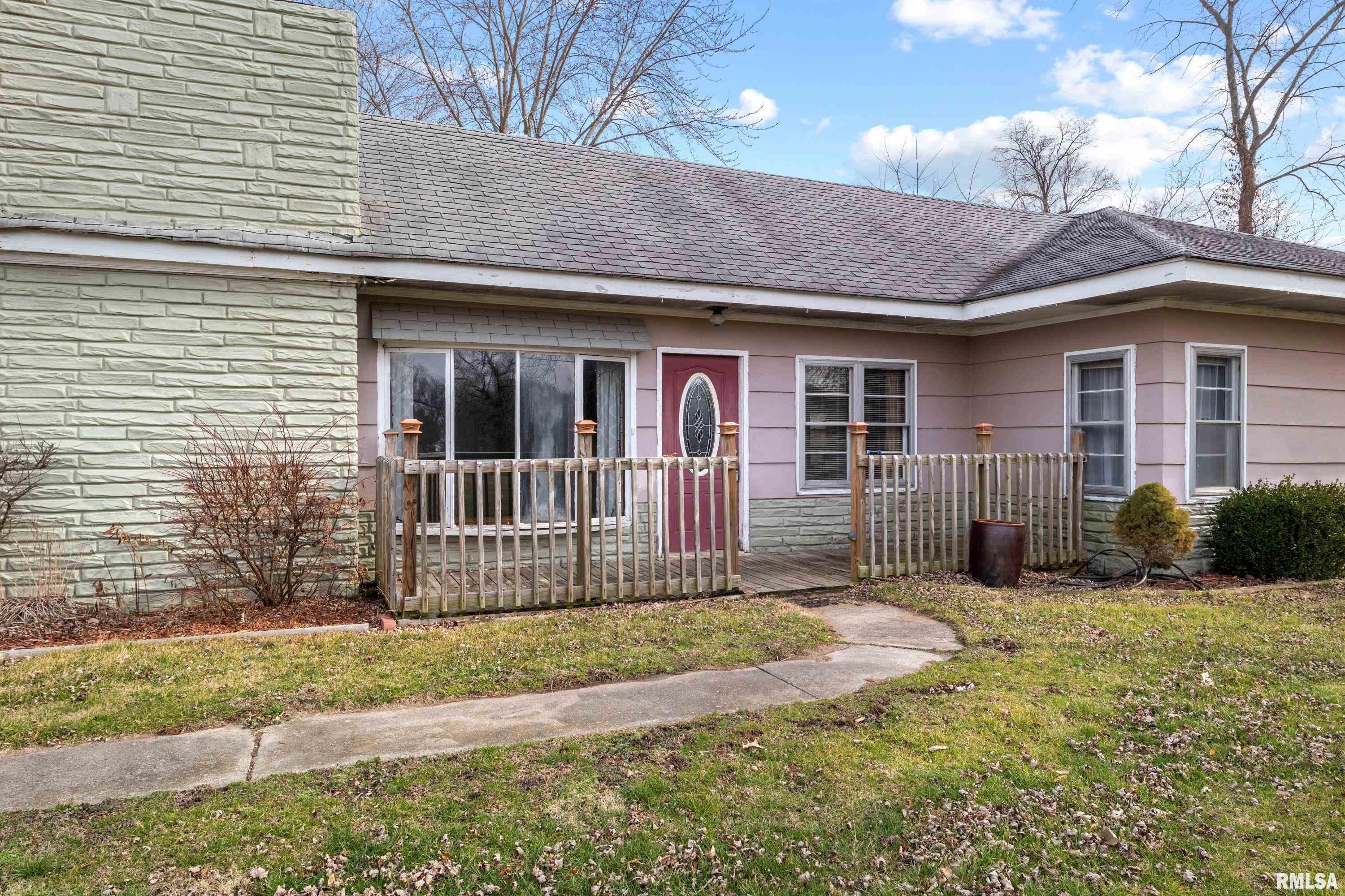 1542 South Camp Butler Road Springfield, IL 62707 - Photo 9 of 44