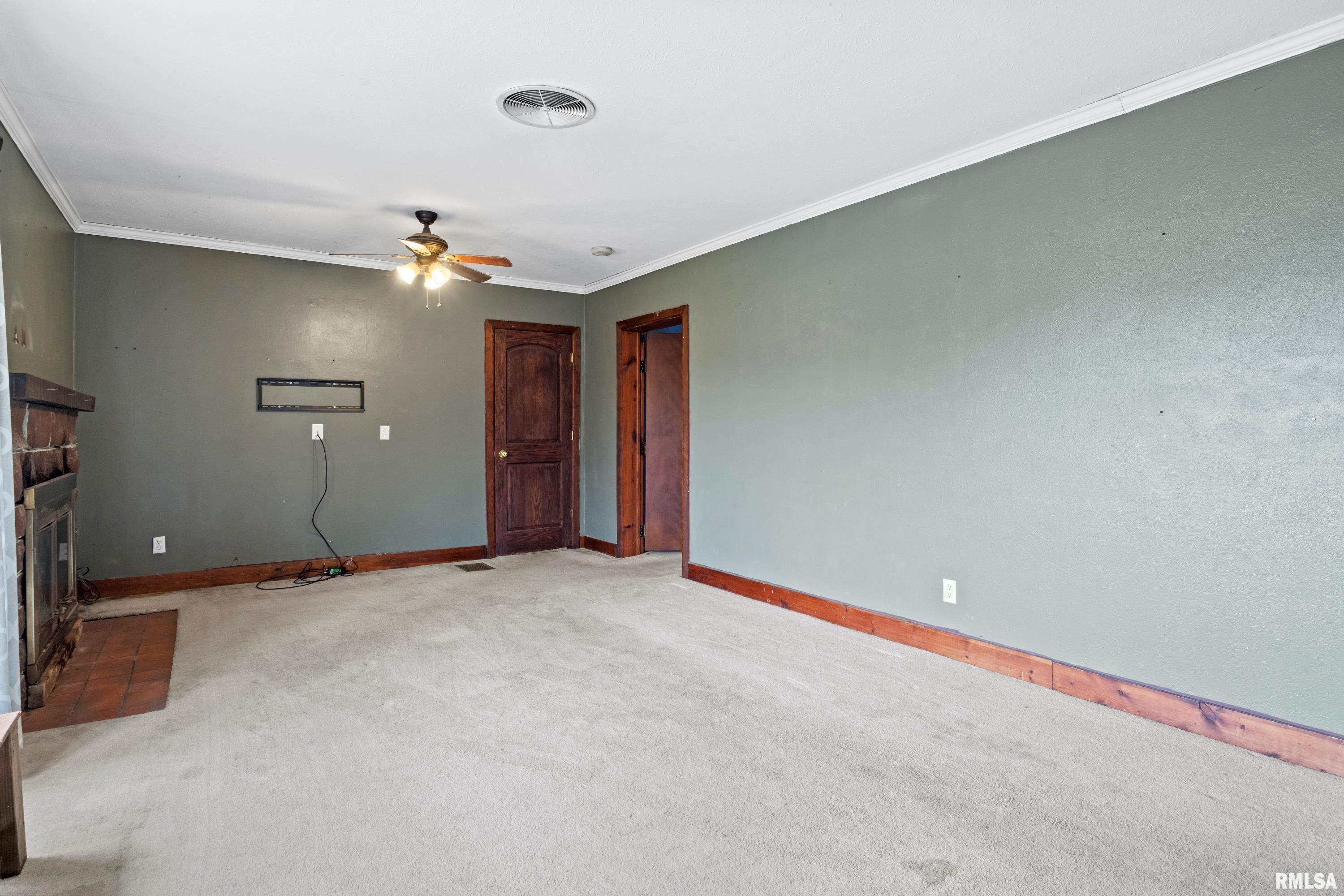 1542 South Camp Butler Road Springfield, IL 62707 - Photo 10 of 44
