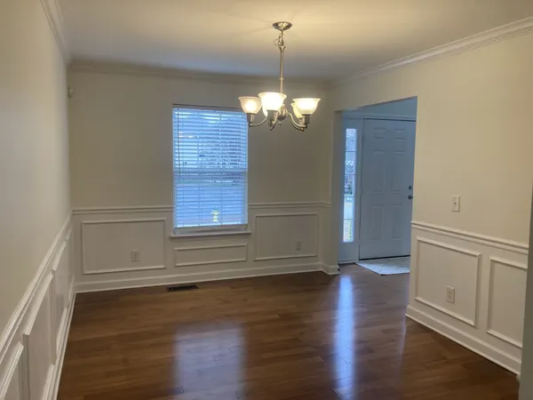 a view of a windows in a room