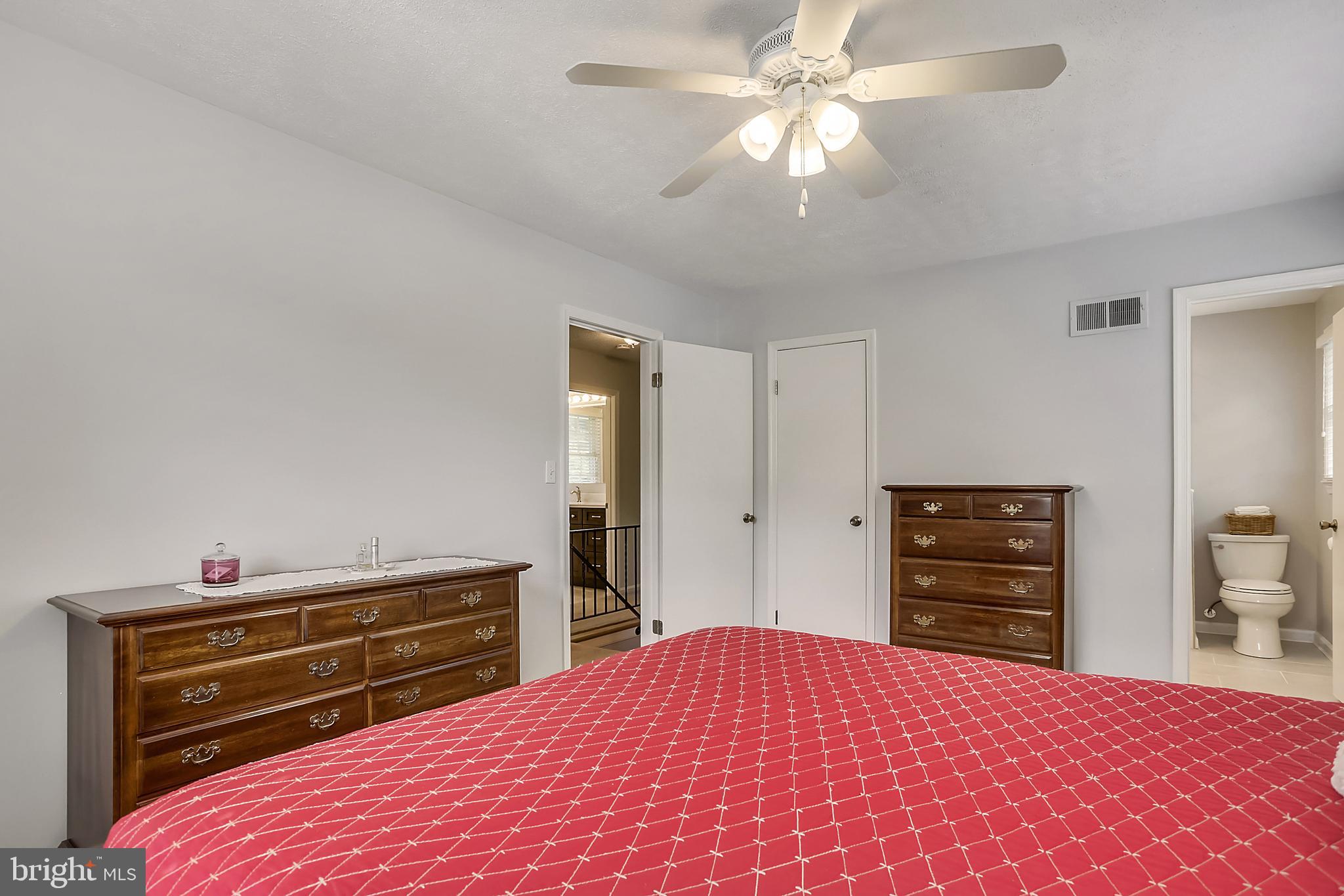 1900 Powder Mill Road Silver Spring, MD 20903 - Photo 21 of 57 Owners suite with CF and private bath