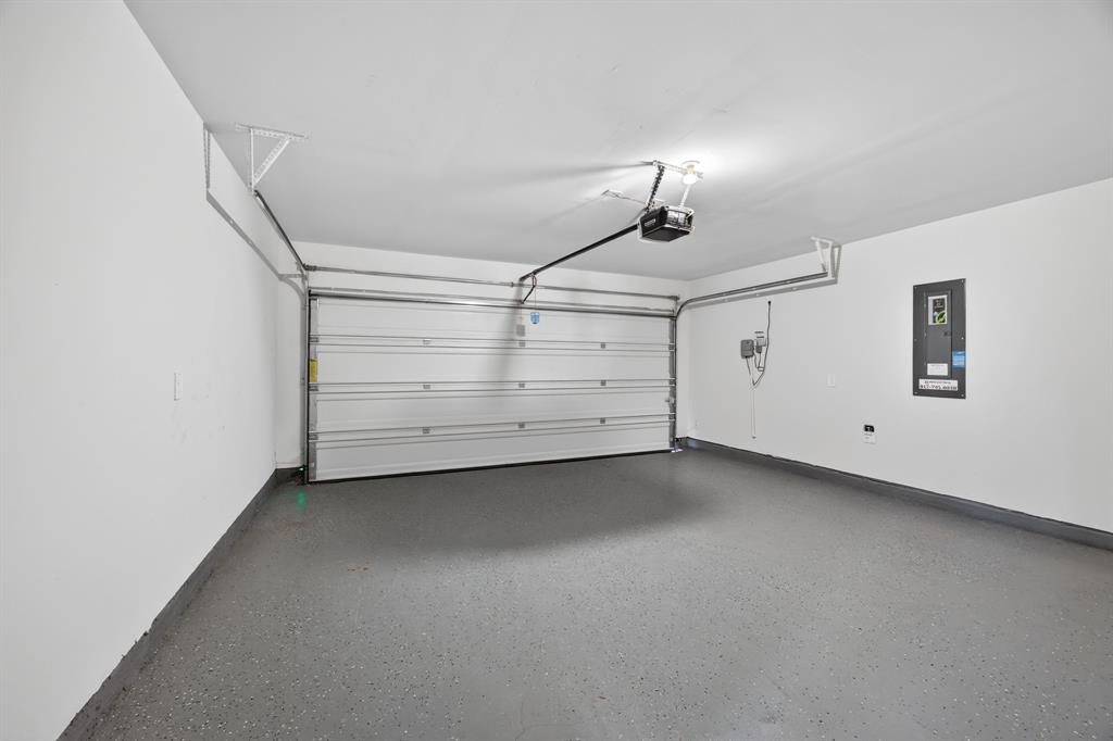 709 Chipper Trail Lavon, TX 75166 - Photo 14 of 17 a view of a room with an empty space