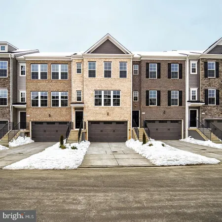 $3,695 | 2914 Lewis And Clark Avenue, Upper Marlboro, MD 20774