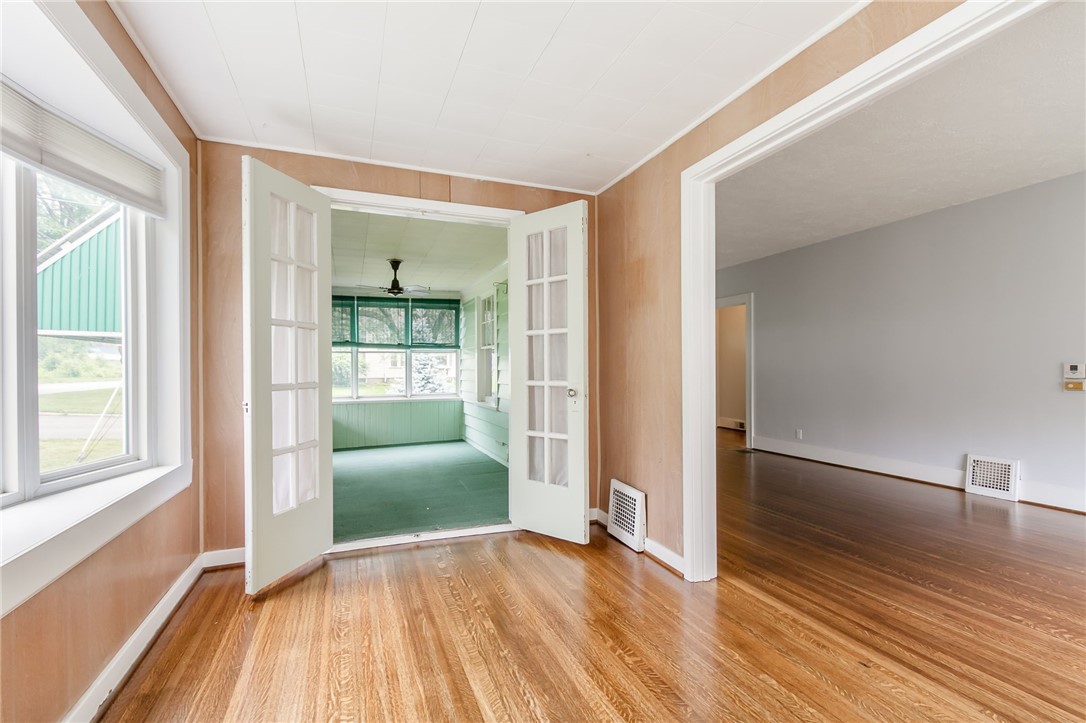 466 Elmgrove Road Greece, NY 14606 - Photo 10 of 38