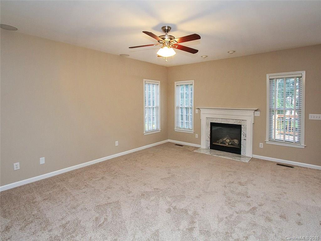 10607 Hellebore Road Charlotte, NC 28213 - Photo 11 of 30 Gallery Image 11