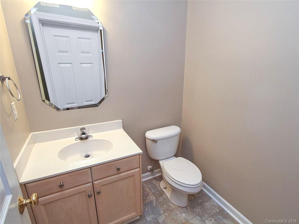 10607 Hellebore Road Charlotte, NC 28213 - Photo 12 of 30 Gallery Image 12