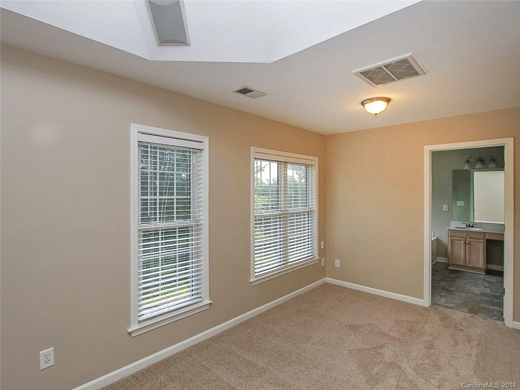 10607 Hellebore Road Charlotte, NC 28213 - Photo 16 of 30 Gallery Image 16