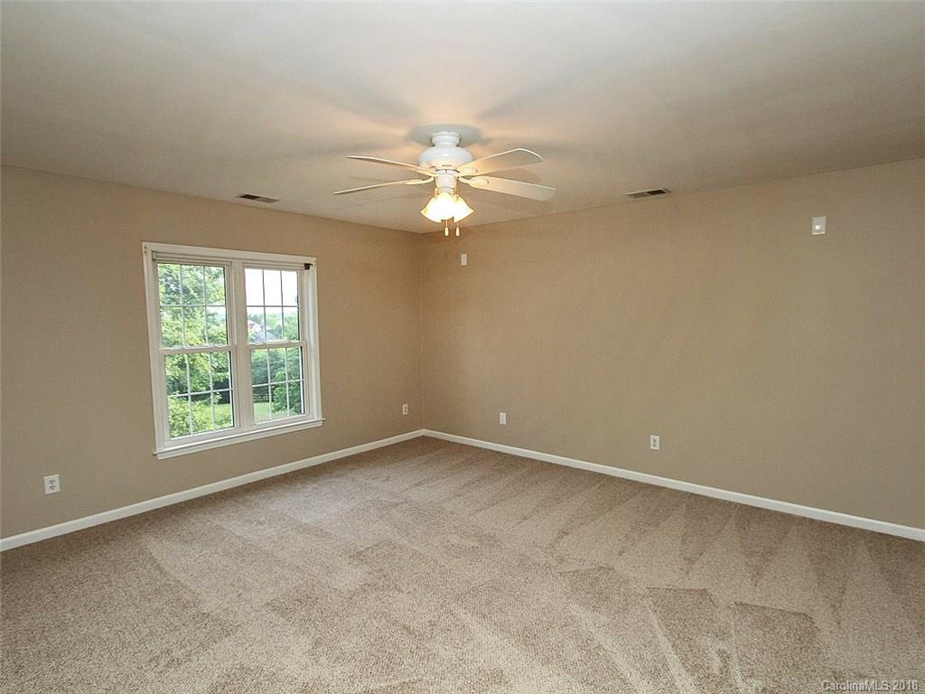 10607 Hellebore Road Charlotte, NC 28213 - Photo 22 of 30 Gallery Image 22