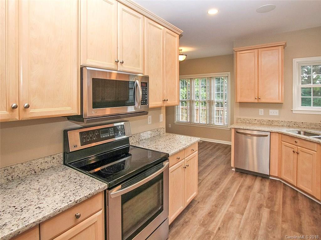 10607 Hellebore Road Charlotte, NC 28213 - Photo 6 of 30 Gallery Image 6