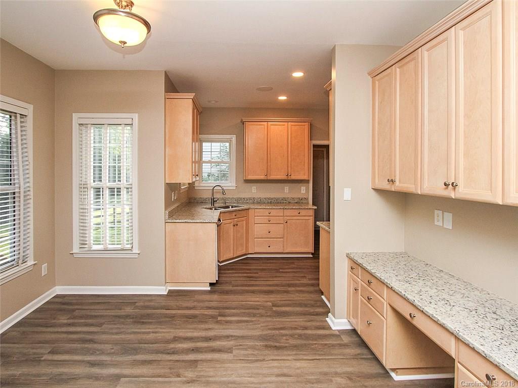 10607 Hellebore Road Charlotte, NC 28213 - Photo 8 of 30 Gallery Image 8