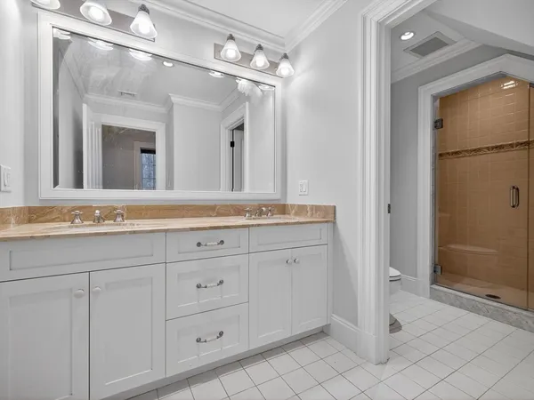 $5,250,000 | 12 Winding River Circle, Wellesley, MA 02482