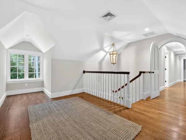 $5,250,000 | 12 Winding River Circle, Wellesley, MA 02482