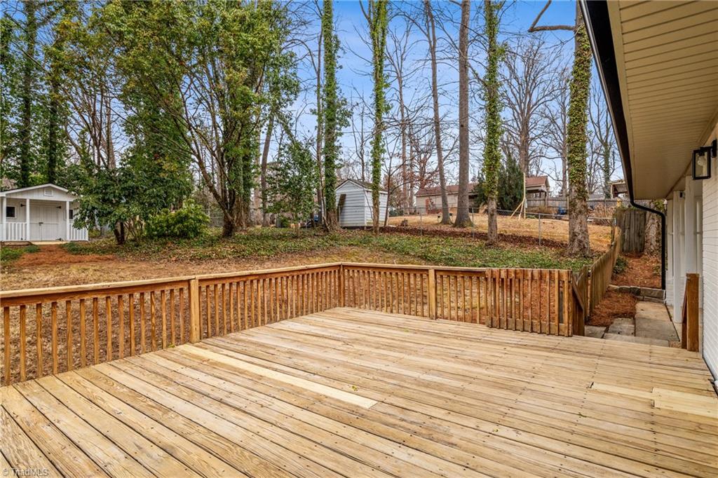 1113 Rustic Road Greensboro, NC 27410 - Photo 8 of 50