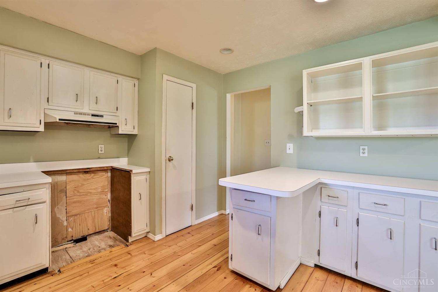 8533 Cox Road West Chester, OH 45069 - Photo 16 of 35 Gallery Image 16
