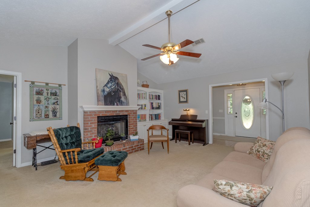 GREAT ROOM (1)