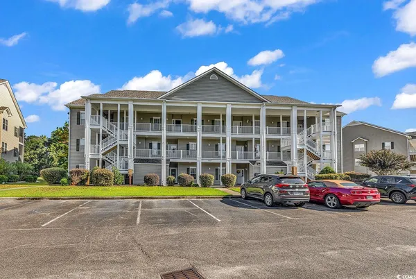 $224,250 | 5852 Longwood Drive, Unit 302, Murrells Inlet, SC 29576