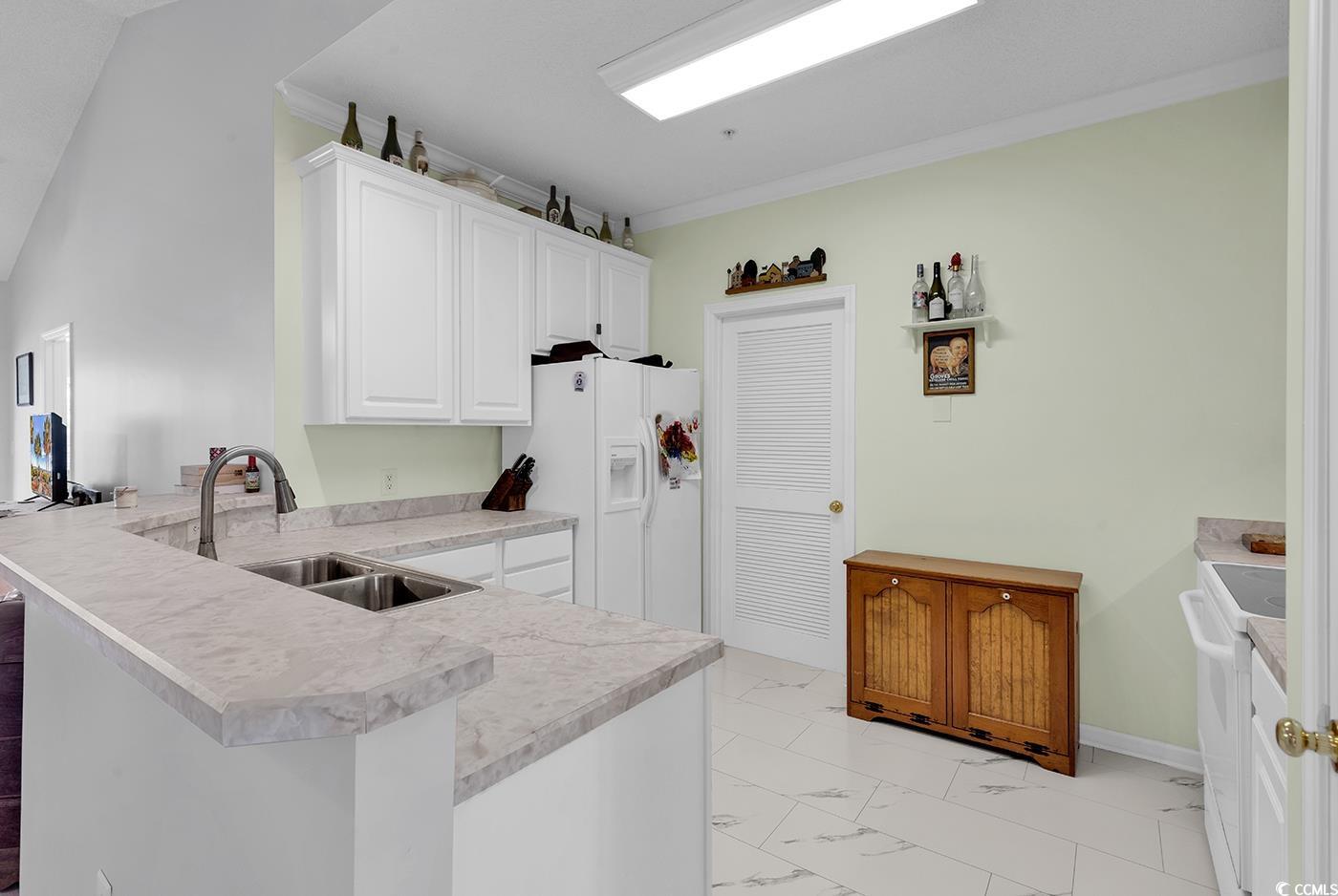 5852 Longwood Drive, Unit 302 Murrells Inlet, SC 29576 - Photo 6 of 35