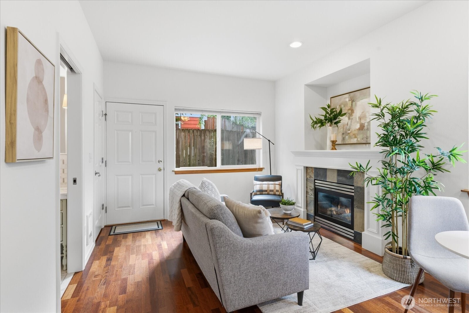 4736 Delridge Way Southwest, Unit B Seattle, WA 98106 - Photo 8 of 18