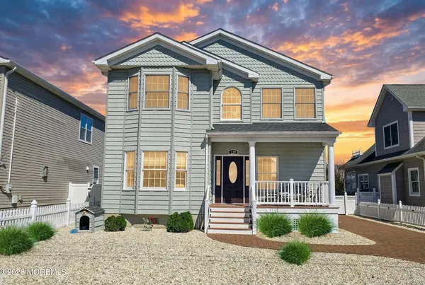 $1,999,000 | 119 Camden Avenue, Lavallette, NJ 08735