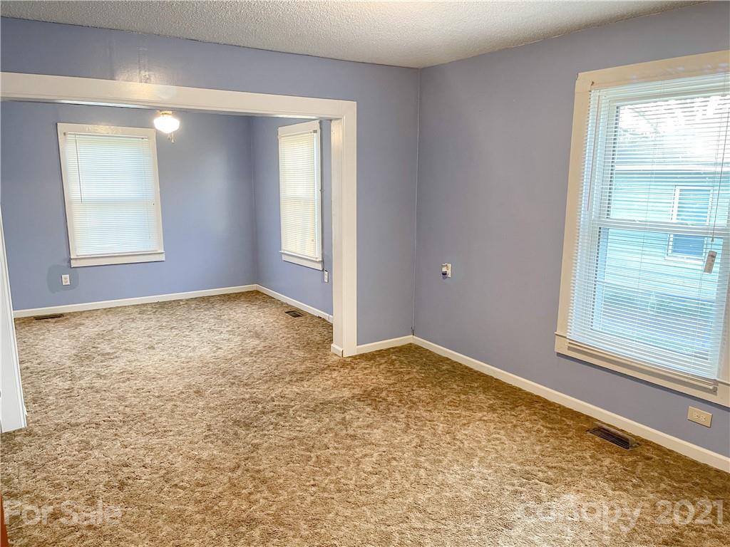 319 Huffman Road Gastonia, NC 28056 - Photo 3 of 7 Gallery Image 3