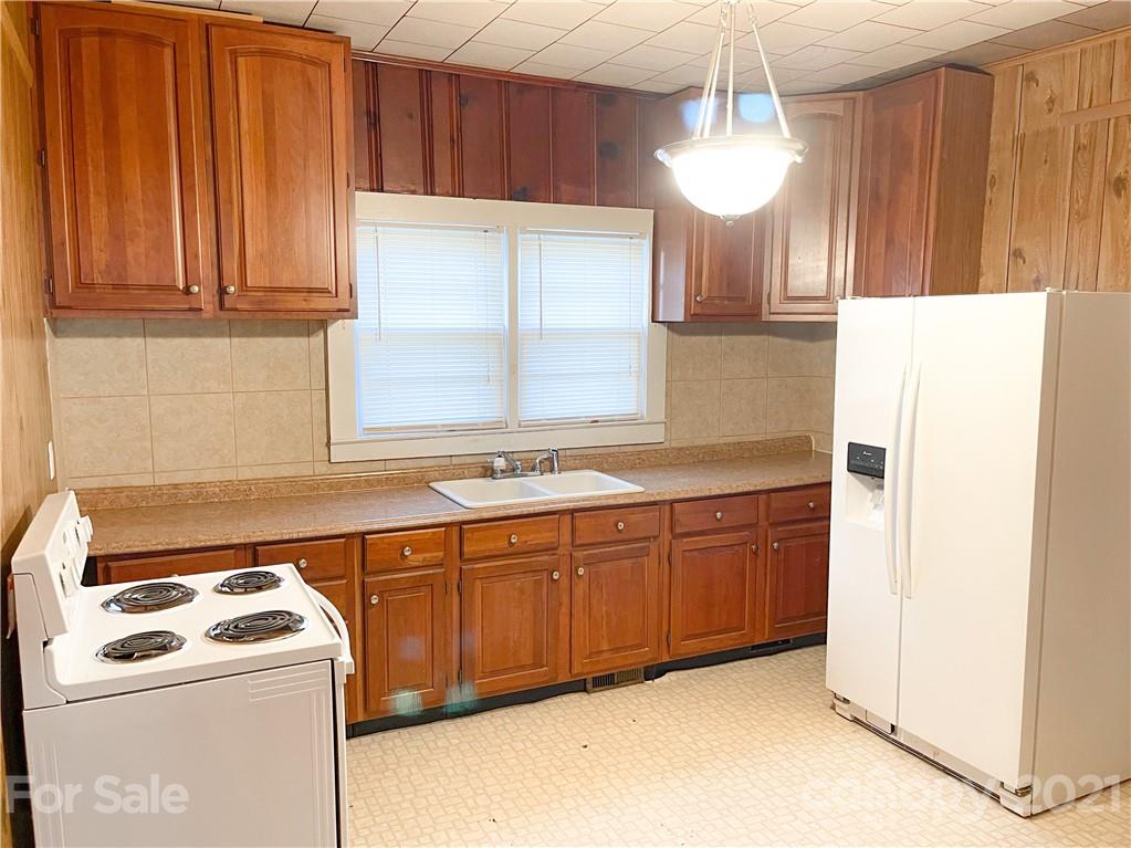 319 Huffman Road Gastonia, NC 28056 - Photo 4 of 7 Gallery Image 4