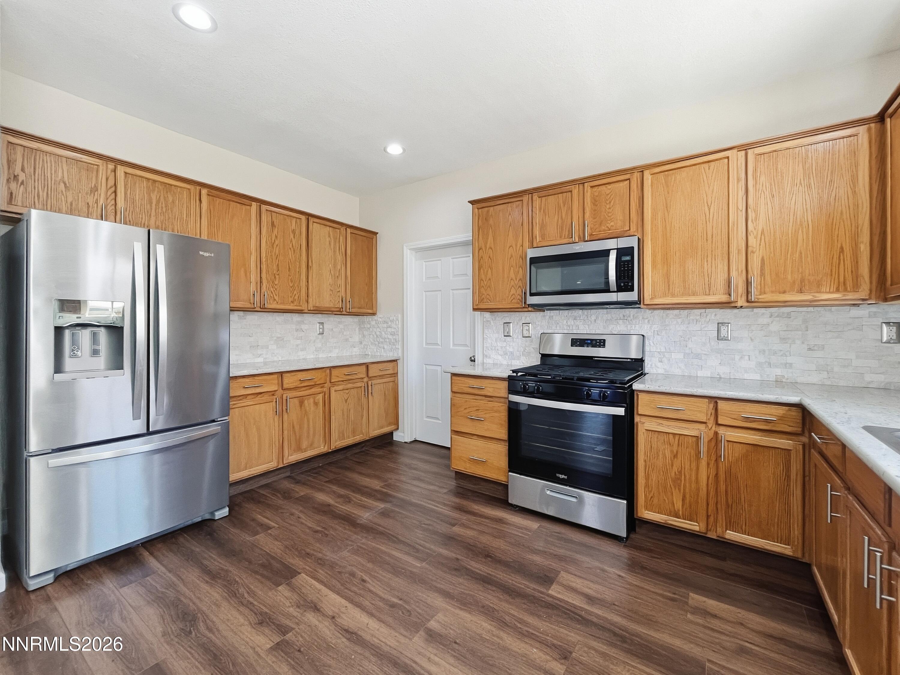 10493 Copper Wood Court Reno, NV 89521 - Photo 10 of 24 4f813a82bb50ea5e325c94ba7434f80c4ac7b3c5