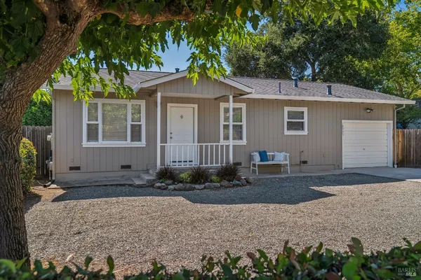 $795,000 | 18935 Robinson Road, Sonoma, CA 95476