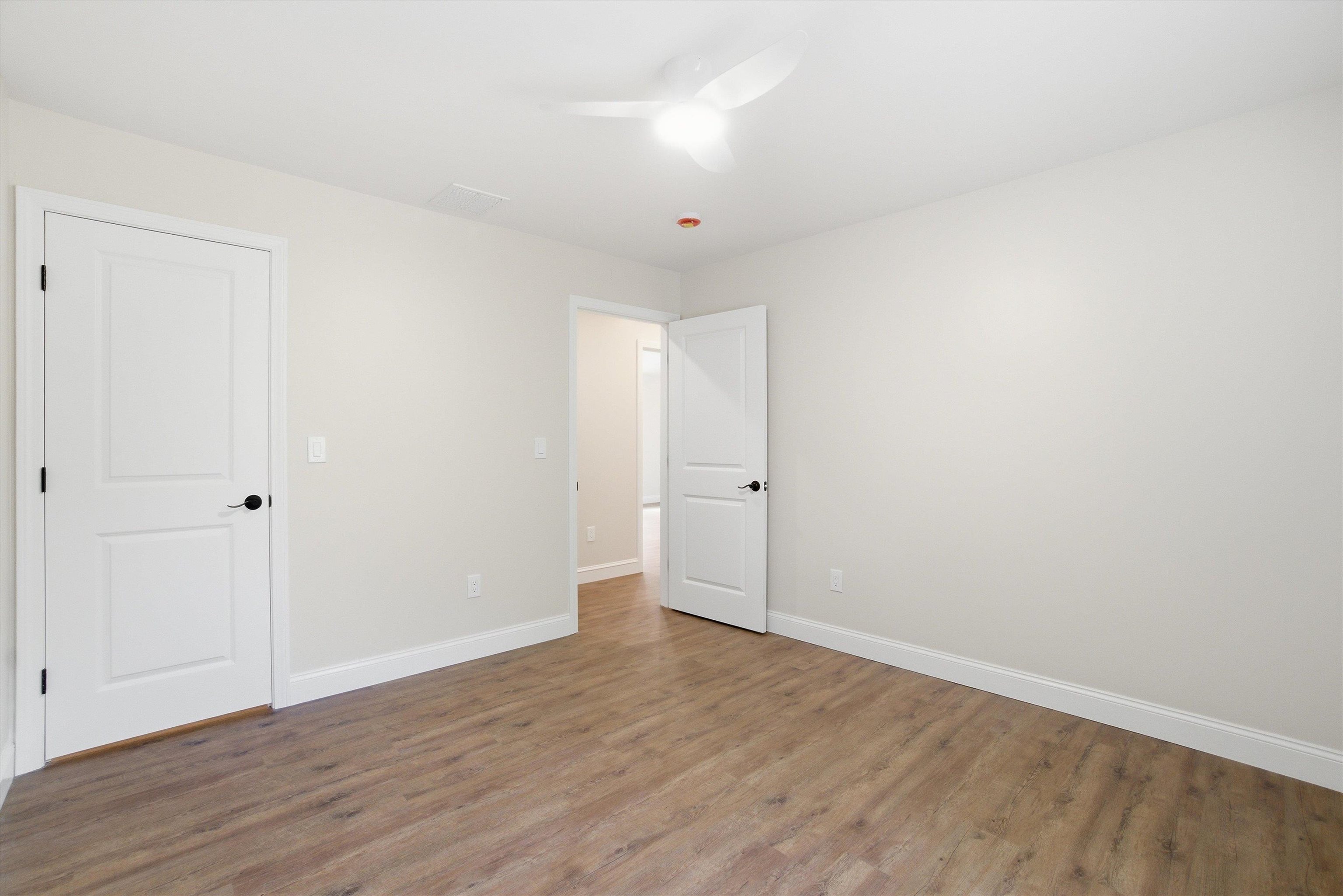 6 Pleasant Street Derry, NH 03038 - Photo 31 of 51