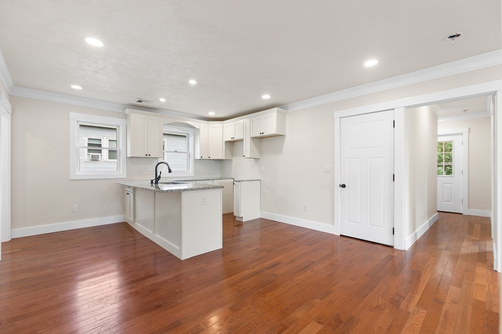 32 Butler Avenue, Unit 32 Maynard, MA 01754 - Photo 5 of 25 Gallery Image 5