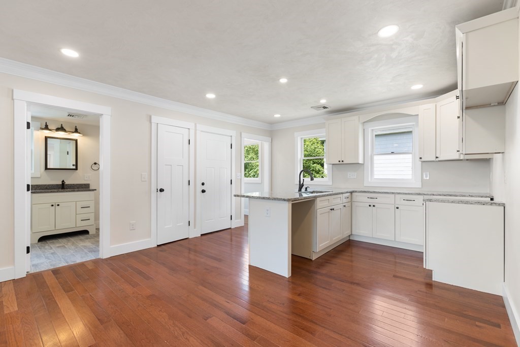 32 Butler Avenue, Unit 32 Maynard, MA 01754 - Photo 6 of 25 Gallery Image 6