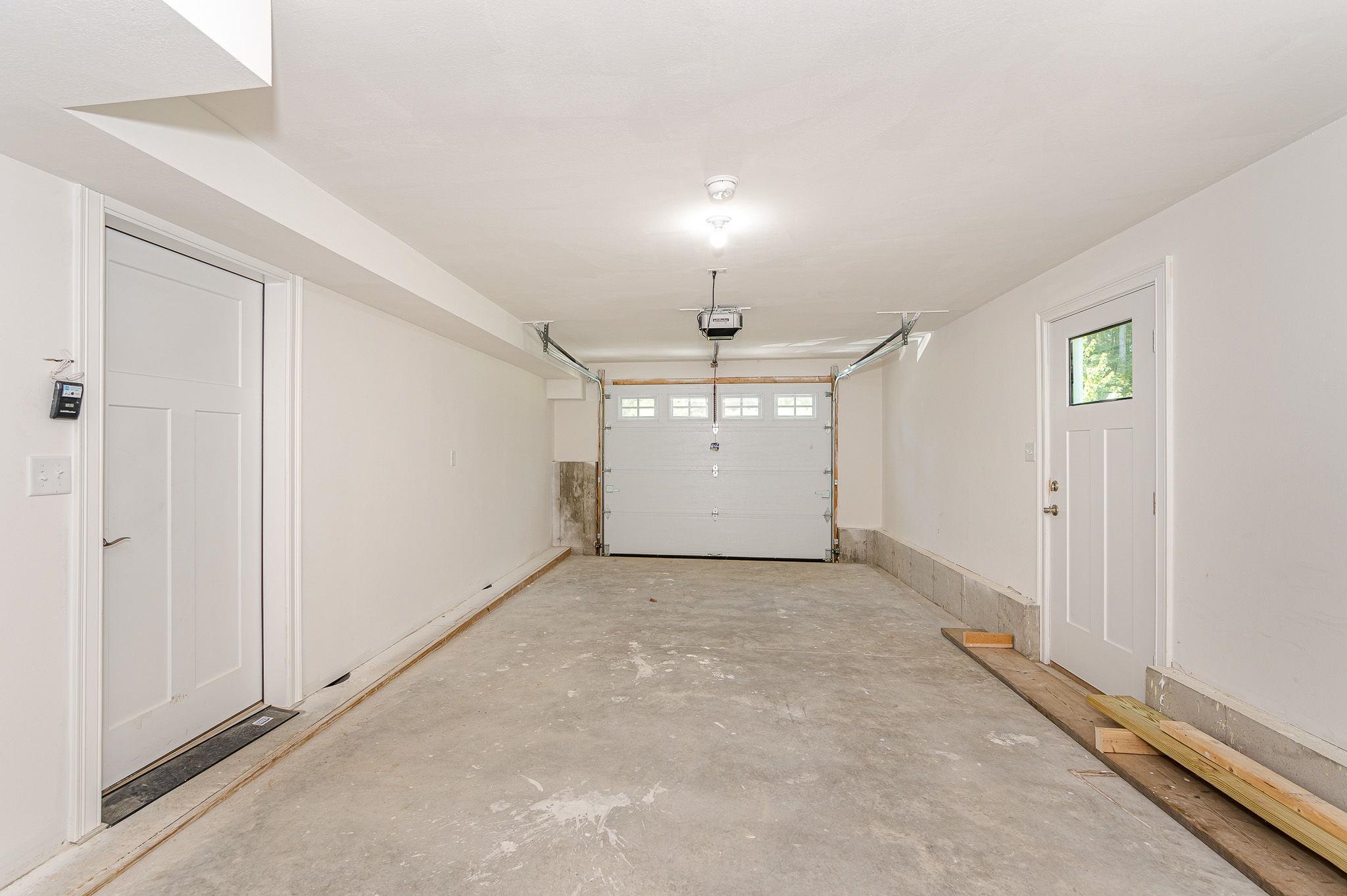 52 Hinds Lane, Unit B Pelham, NH 03076 - Photo 11 of 12