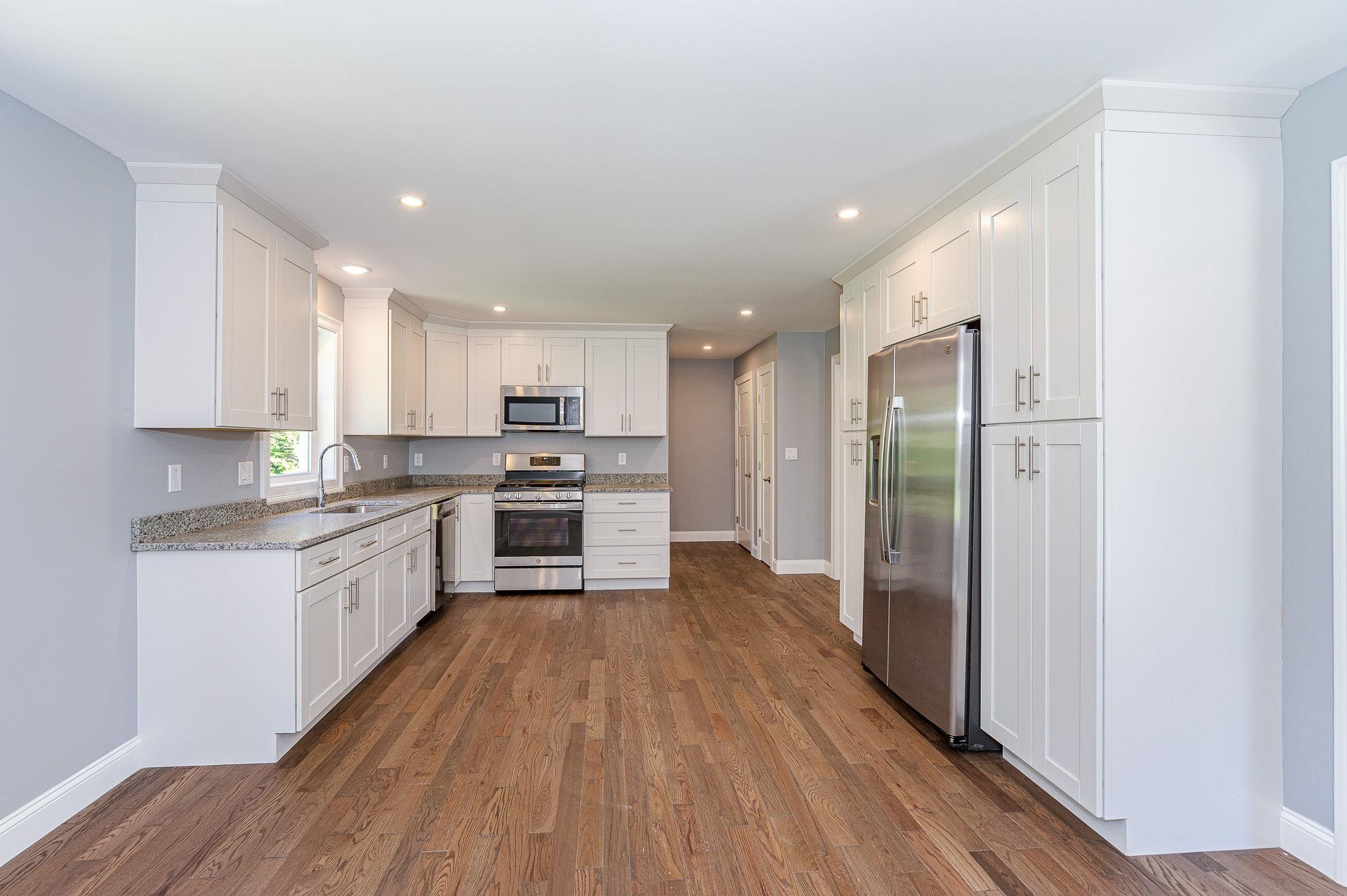 52 Hinds Lane, Unit B Pelham, NH 03076 - Photo 10 of 12